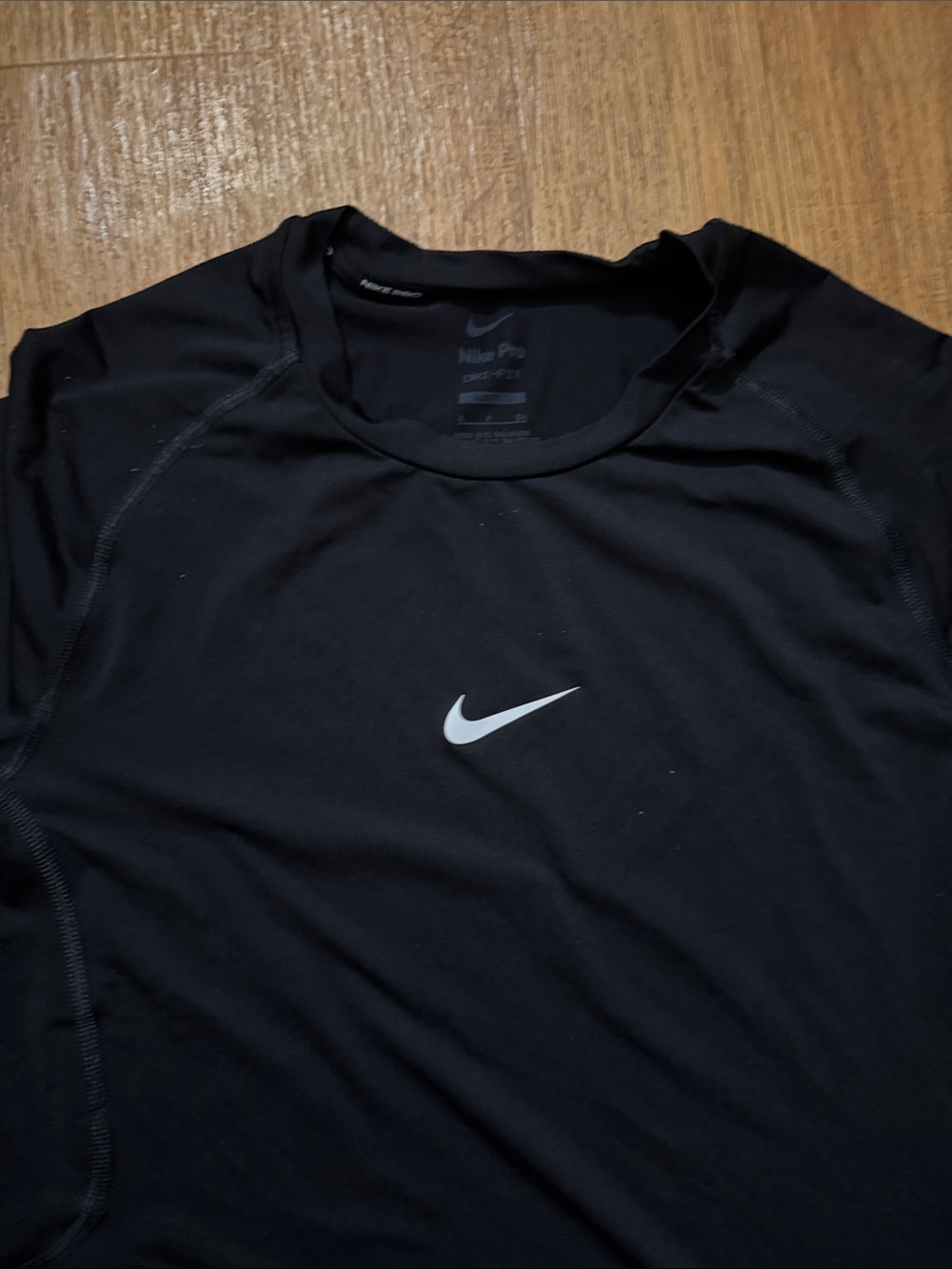 Nike Black Athletic Tee COMPRESSION T SHIRT DRI FIT SLIM TIGHT Swoosh FB7929 GYM - Picture 4 of 7